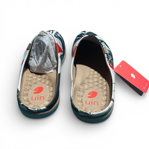 UIN THE PALM SLIDES - Picture 4 of 5